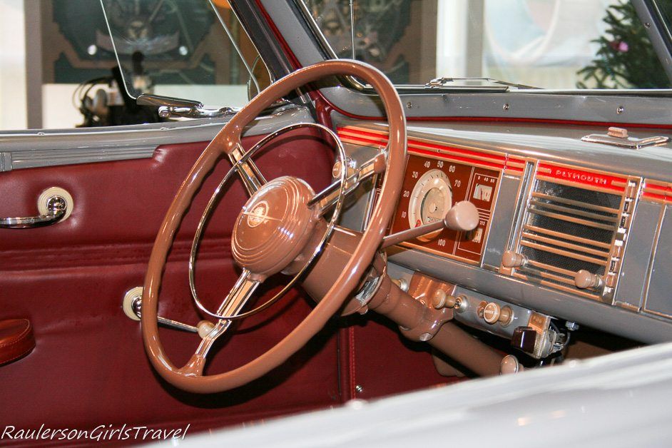 1939 Plymouth P8 Deluxe Convertible interior