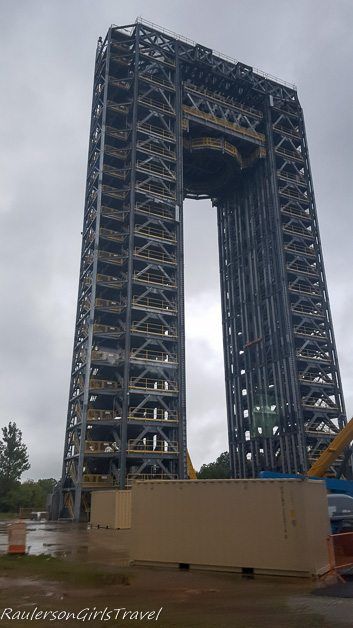 Test Stand 4693 will be used for structural loads testing on the liquid hydrogen tank for the core stage of NASA's Space Launch System.