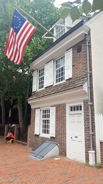 Front of Betsy Ross' House