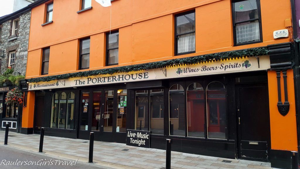 The Porterhouse restaurant - My favorite food and drink in Ireland you must try