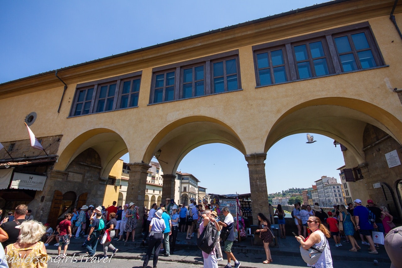 Center of Ponte Vecchio