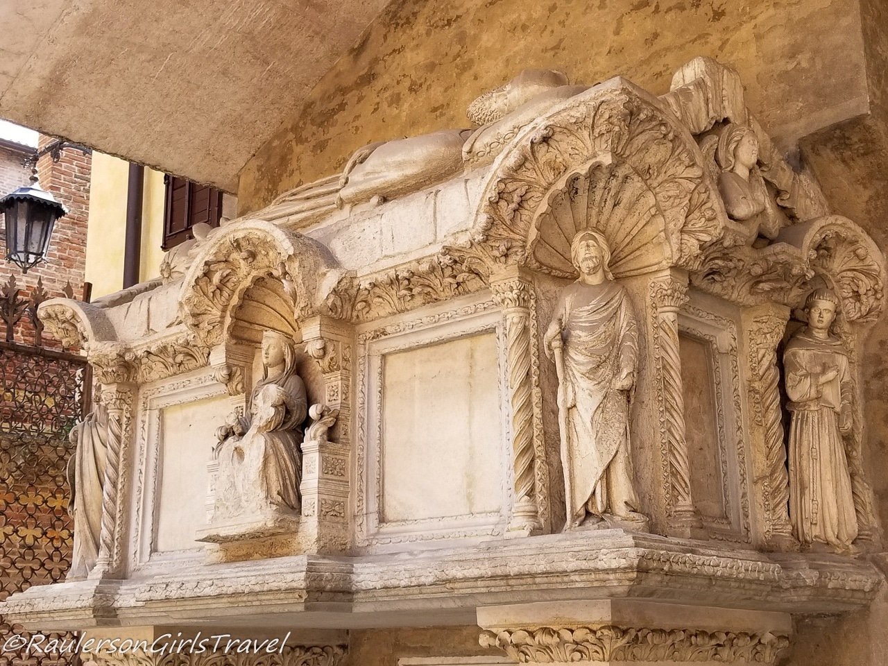 Scaligeri Tombs in Verona - Things to do in Verona