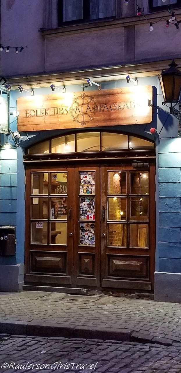 Folkklubs Restaurant in Riga