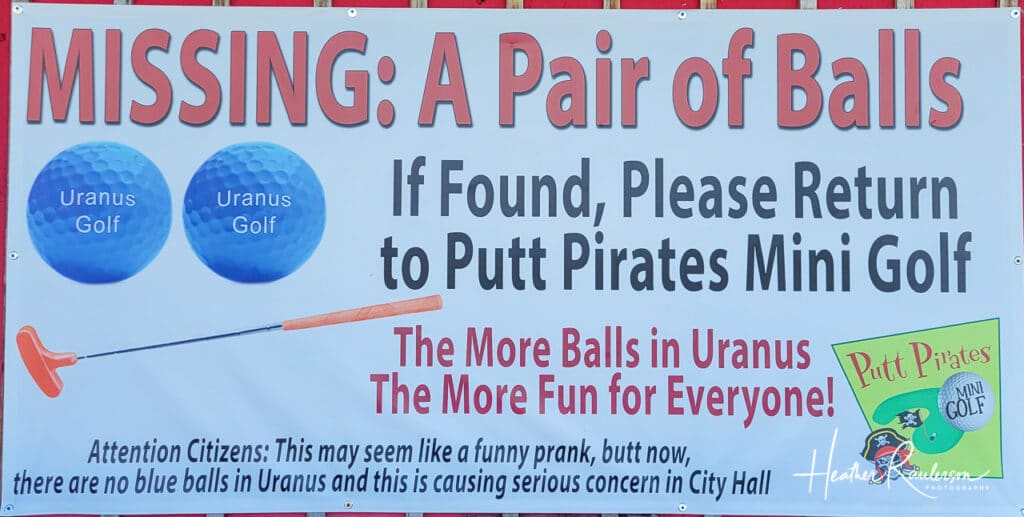 Uranus Putt Putt Golf Sign